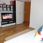 阿尼卡&加布里埃拉公寓 * 马卡尔斯卡