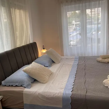 Anica & Gabriela Apartment *
