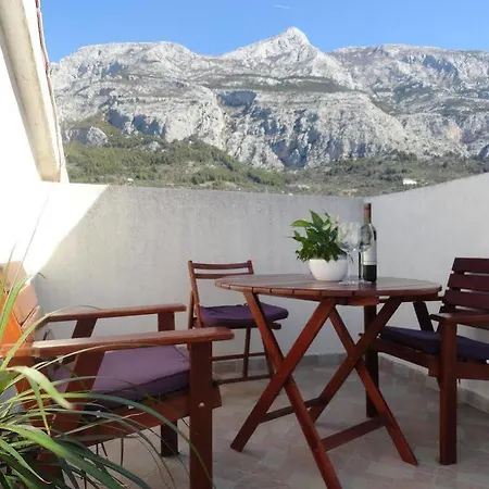 Anica & Gabriela Apartamento Makarska