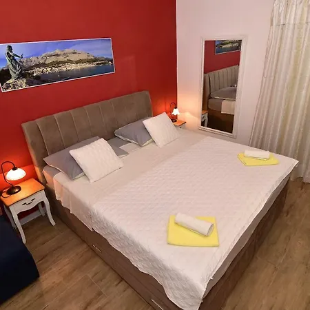 Anica & Gabriela * Makarska