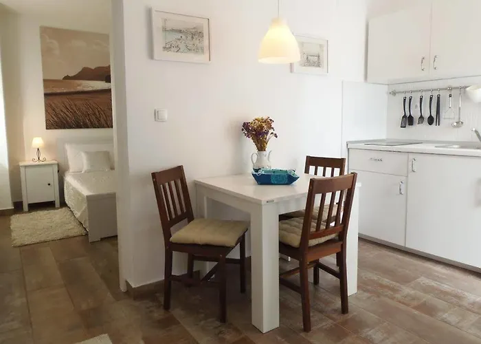 Апартаменти Anica & Gabriela