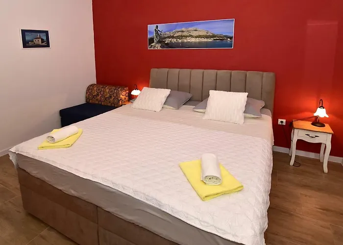 Anica & Gabriela Appartement Makarska