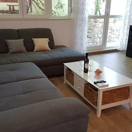 Anica & Gabriela Apartmán Makarská